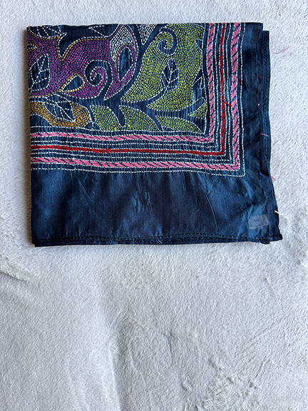 Kantha Hand-Embroidered Silk Scarf - sk_pkb045a